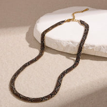 Charger l'image dans la galerie, Collier Serpent Réaliste
